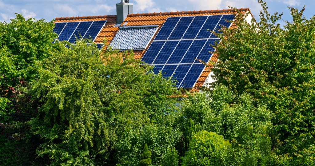 Jak inwestycja w panele fotowoltaiczne może przynieść zwrot inwestycji i dodatkowe korzyści finansowe1
